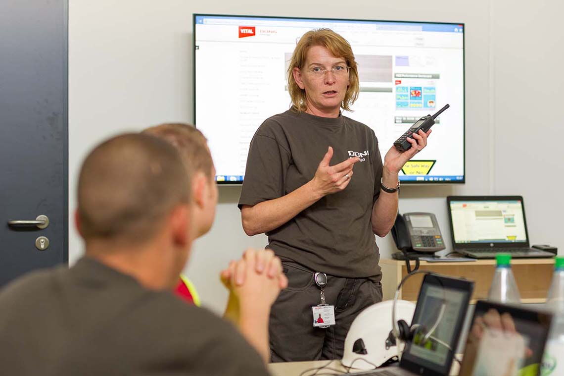 Als Frau unter Männern muss man sich erst mal durchsetzen. Da hilft es, Zahlen und Fakten liefern zu können.