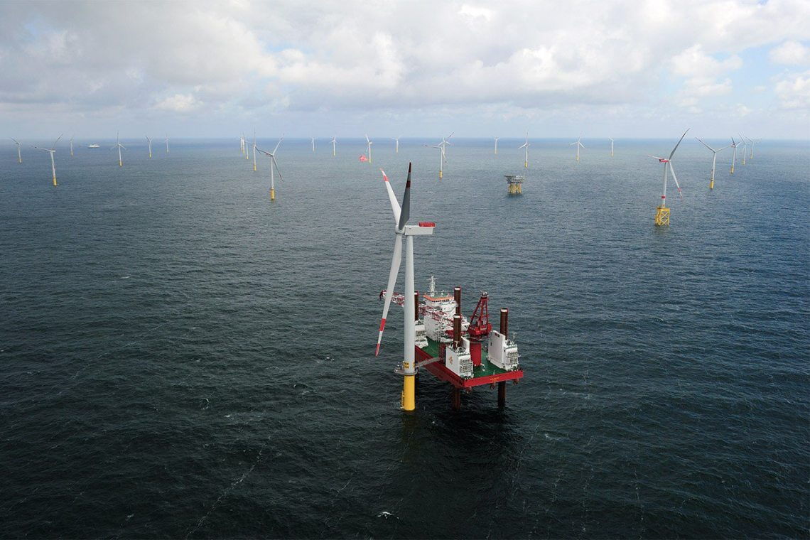 Offshore-Windpark: Jeder, der hier arbeiten will, muss verschiedene Überlebenstrainings absolvieren.
