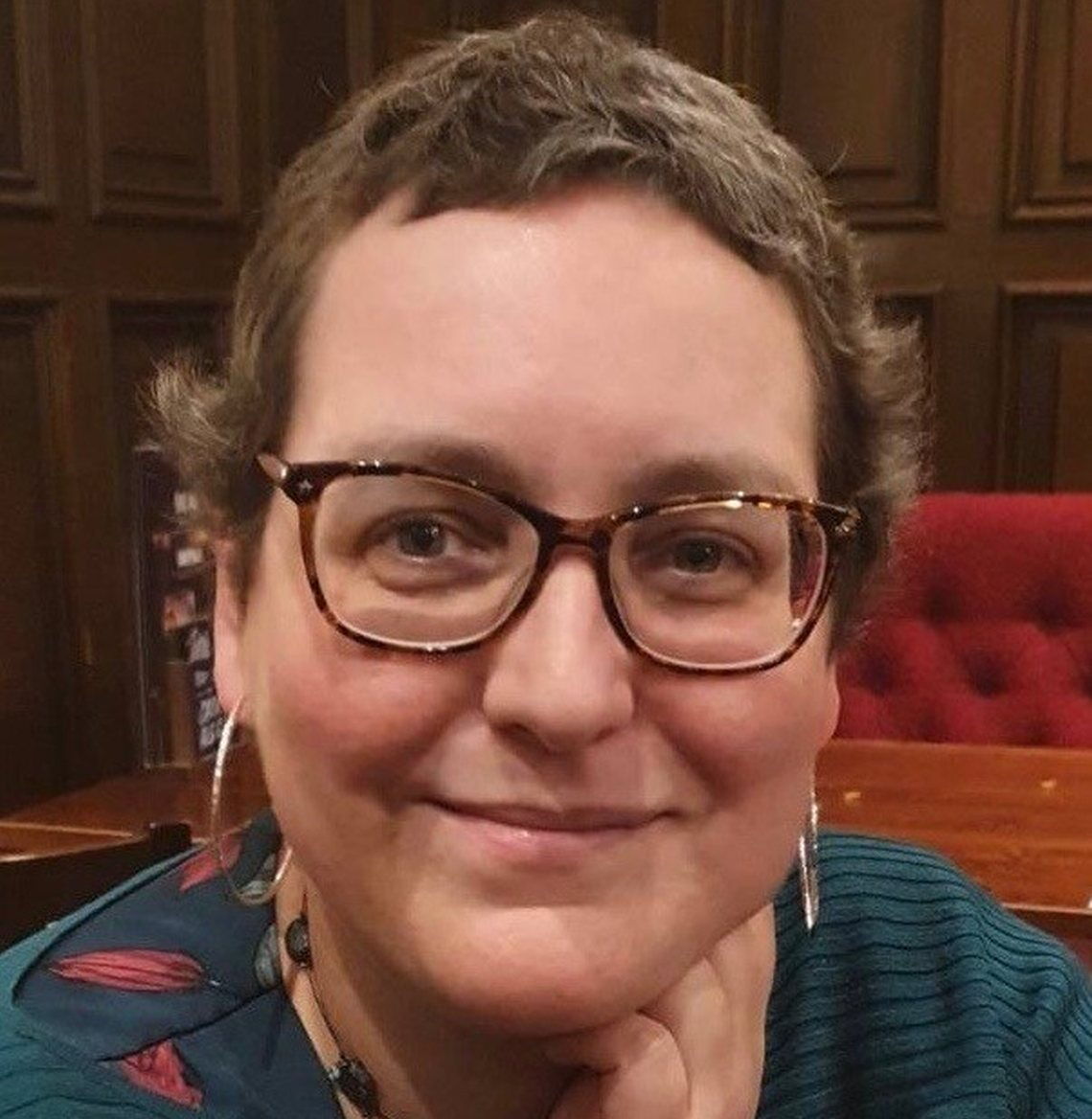 Rebecca Bell, Referentin für Politik und Öffentlichkeitsarbeit bei SCCS, erklärt im Interview, warum Schottland auf das CCS-Verfahren zur Speicherung von CO2 setzt.