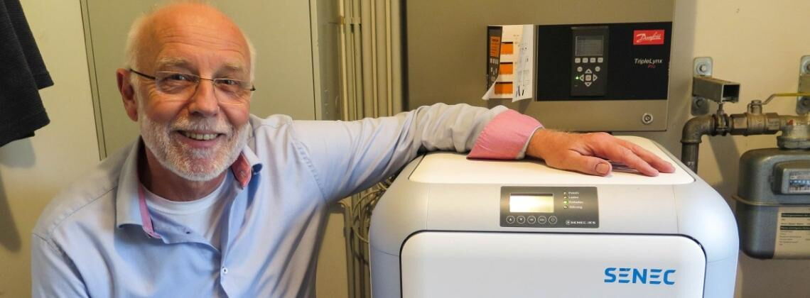 Kraftklotz: Seit September speichert Michael Otto den Strom seinerFotovoltaikanlage in dieser Batterie. In guten Zeiten komme er damit auf einen Selbstversorgungsgrad von 90 Prozent, sagt der Niedersachse.