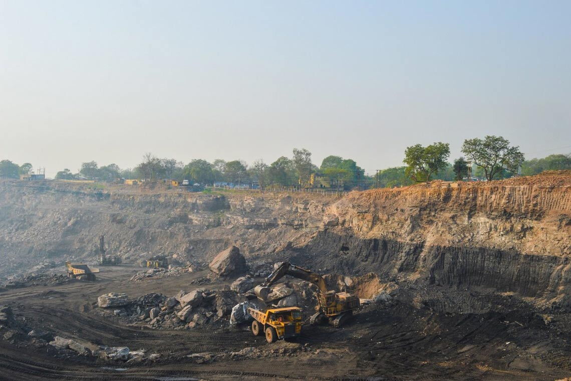 In Jharia, Indien, brennt seit 100 Jahren ein Kohlefeuer unter der Erde: Fotostrecke vom Leben und Arbeiten der Menschen in Jharia