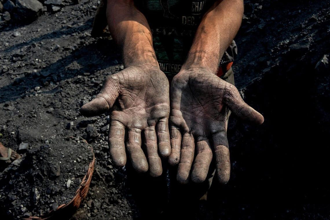 In Jharia, Indien, brennt seit 100 Jahren ein Kohlefeuer unter der Erde: Fotostrecke vom Leben und Arbeiten der Menschen in Jharia