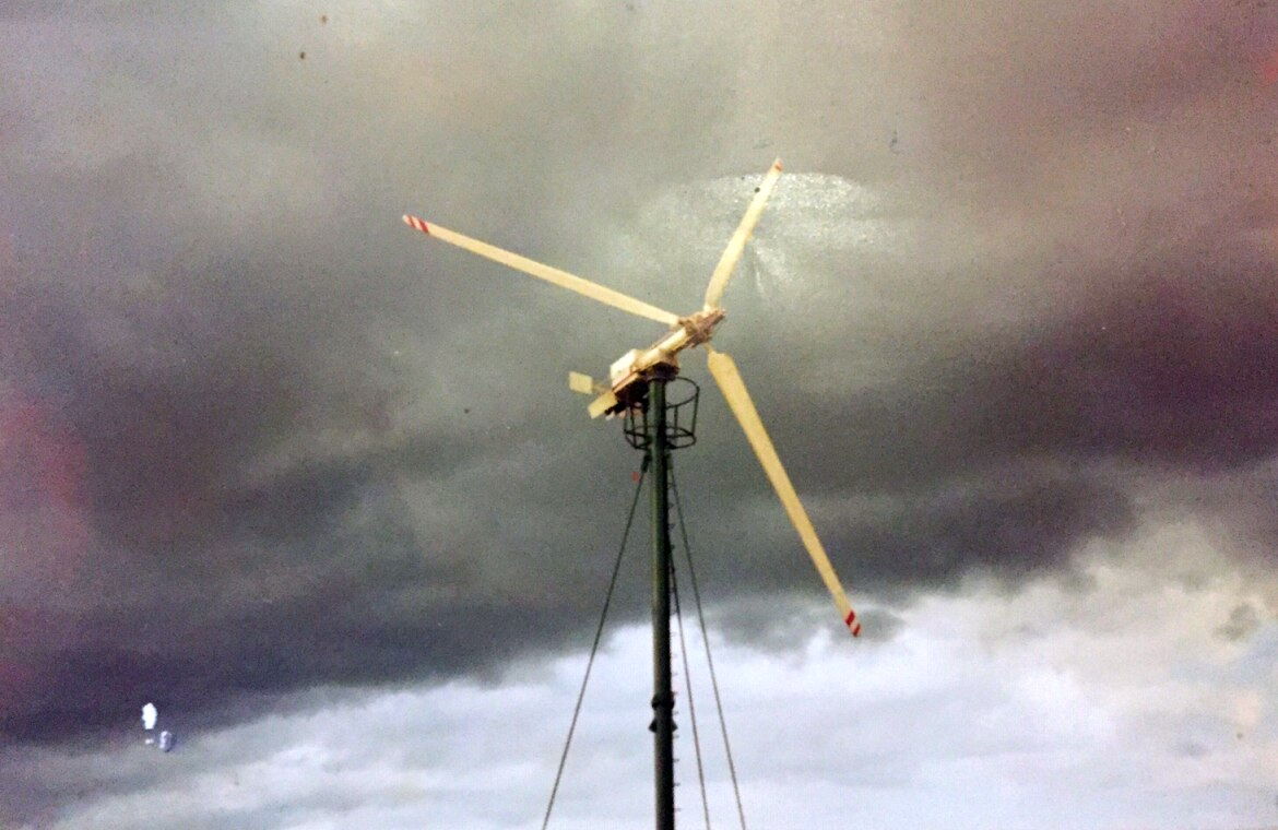Das Windrad von Borghorst (Ortsteil von Steinfurt im Münsterland) in den Achtzigerjahren.