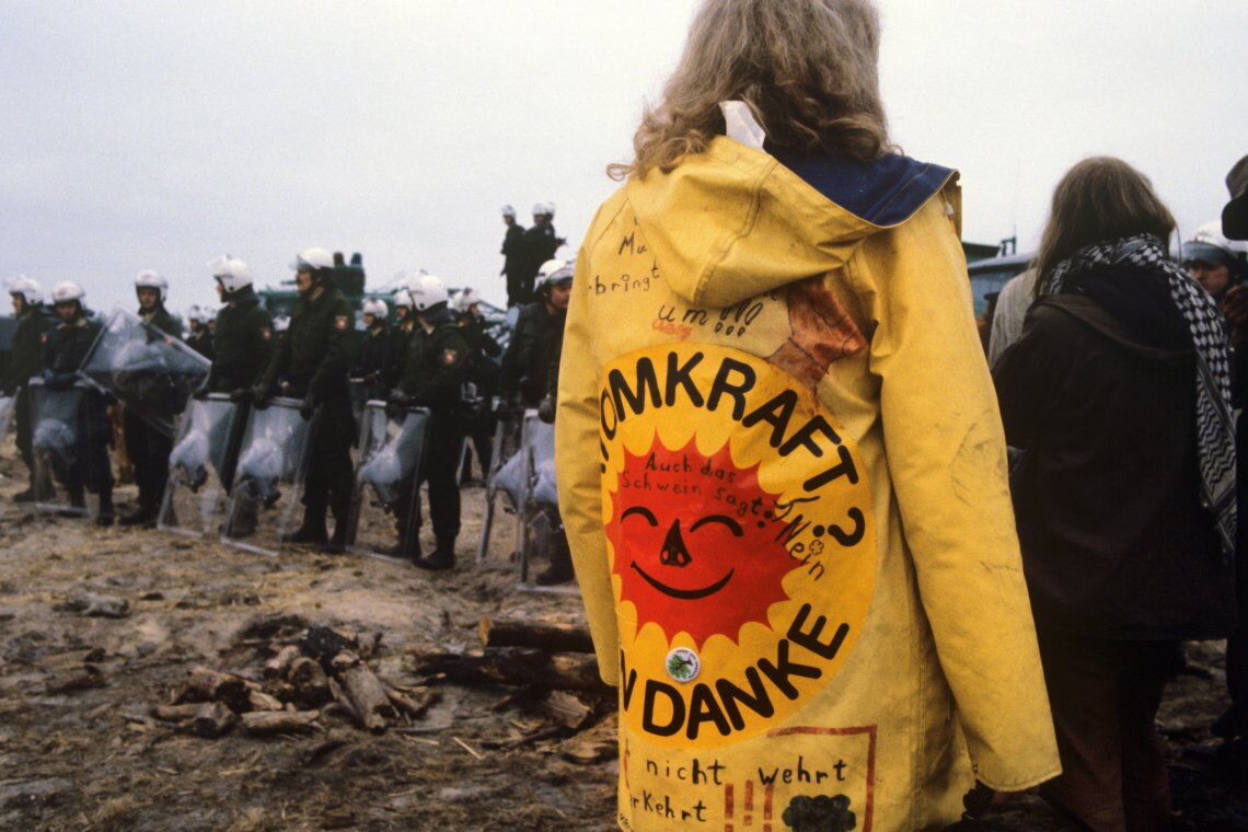 Republik Freies Wendland: Die Polizei räumt 1980 ein Hüttendorf von Atomkraftgegnern in Gorleben.