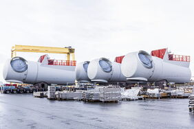 Windrad-Komponenten bei Siemens Gamesa in Cuxhaven: Der Hafen soll für 300 Millionen Euro ausgebaut werden, um mehr Windräder verschiffen zu können.