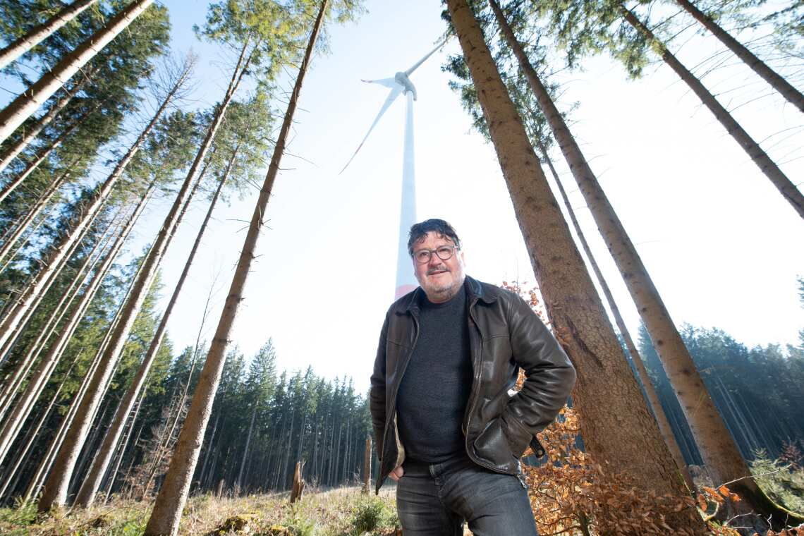 Erwin Karg-parteiloser Bürgermeister von Fuchstal in Bayern, hat seine Gemeinde zum bundesweit beachteten Vorreiter in der Energiewende gemacht.